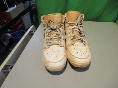 Used Nike Jordan 1s High Top Size Youth 4 Cleats