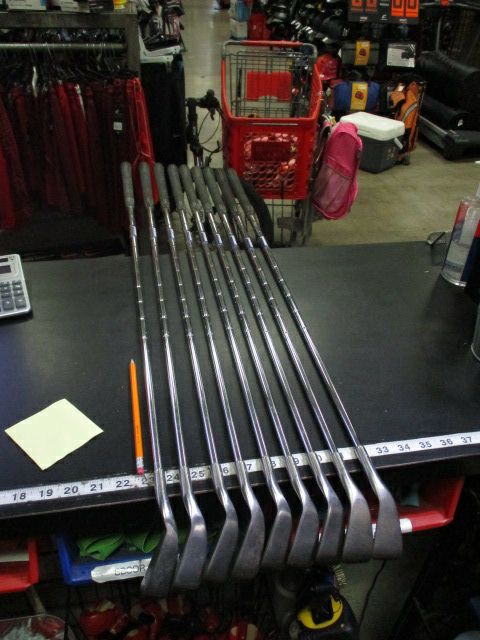 Load image into Gallery viewer, Vintage Sounder Steel Right Hand 9pc Iron Set 2-9i and Pw
