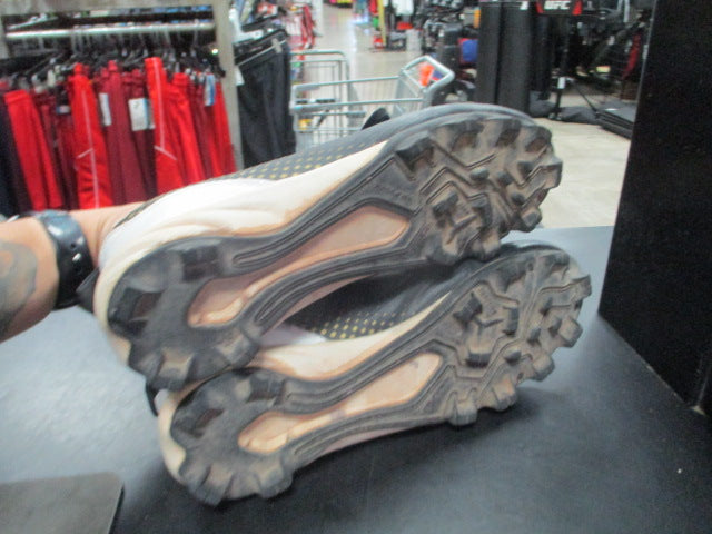 Load image into Gallery viewer, Used Rawlings Coolflo Size 9.5 Cleats

