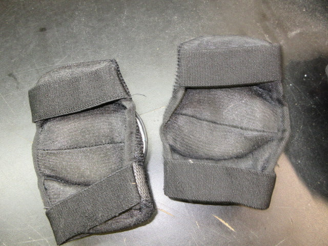 Load image into Gallery viewer, Used Mongoose Skating Knee Pads - Youth
