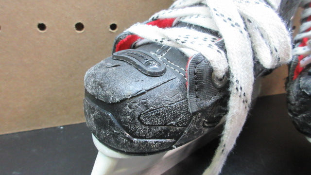 Load image into Gallery viewer, Used Bauer Vapor X300 Jr Hockey Skates - Size Youth 8
