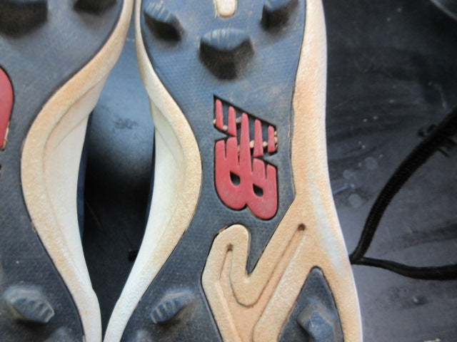 Load image into Gallery viewer, Used New Balance Baseball Cleats size 4 Navy

