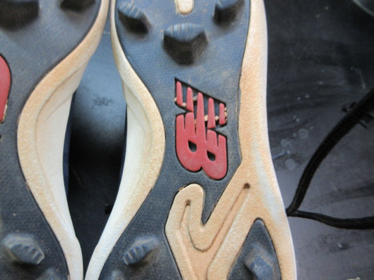 Used New Balance Baseball Cleats size 4 Navy