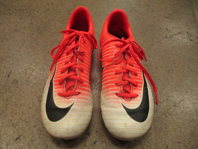 Load image into Gallery viewer, Used Nike Mercurial Pink Soccer Cleats Size 4.5
