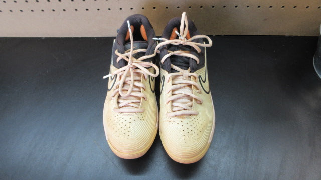 Load image into Gallery viewer, Used Nike Zoom Hyperdiamond 3 Elite Metal Softball Cleats - Size 9
