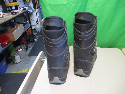 Used Morrow Men's Size 7 Snowboard Boots