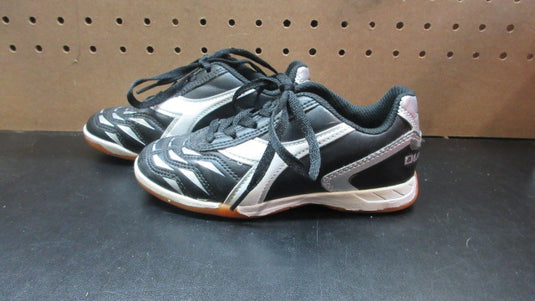 Used Diadora Indoor Soccer Shoes - Size Youth 11