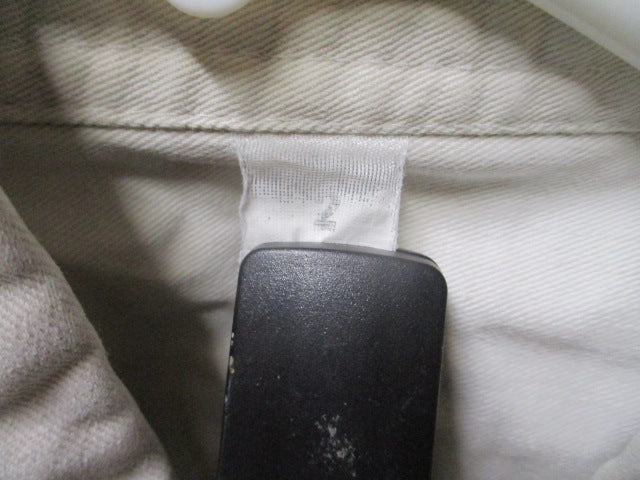 Load image into Gallery viewer, Used Tokon Kodomo Karate Gi Jacket Size 2 - sweat stain on back
