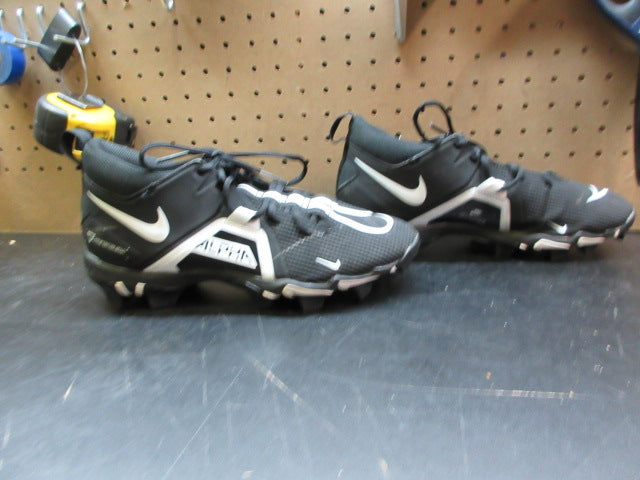 Load image into Gallery viewer, Used Nike Men's Alpha Menace 3 Shark Football Cleats - Size 8
