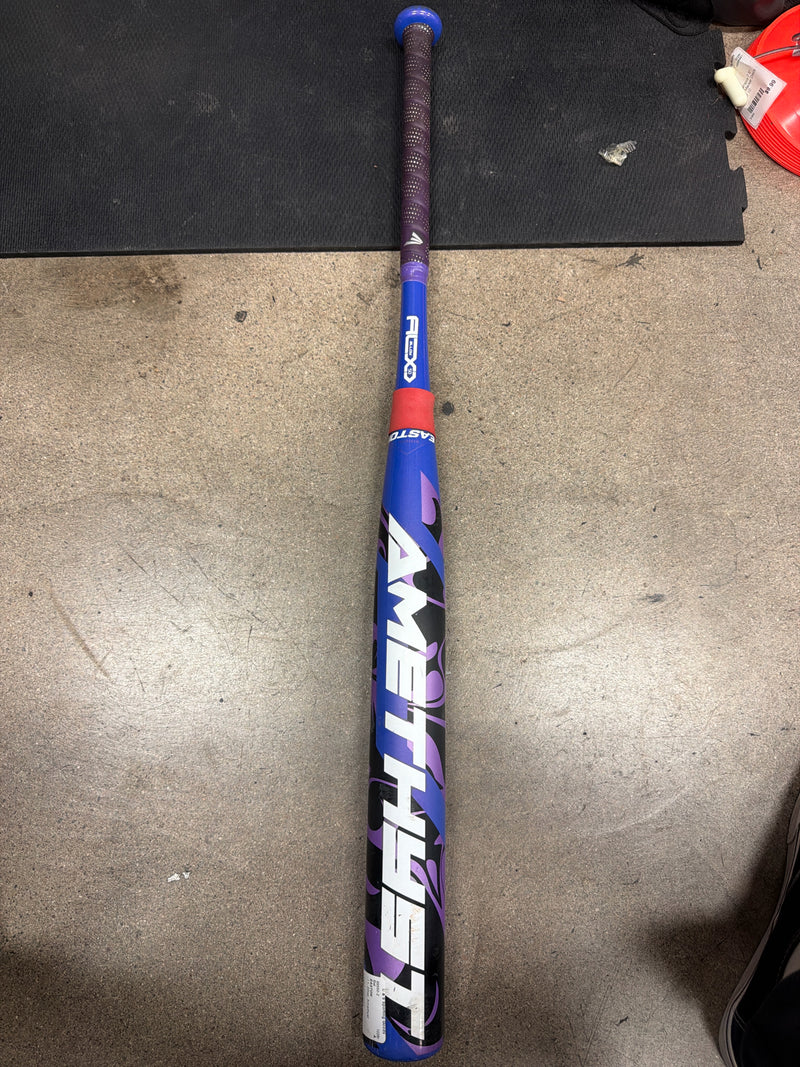 Load image into Gallery viewer, Used Easton Amethyst 33" -11 Fastpitch Softball Bat
