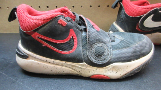 Used Nike Team Hustle D 11 Basketball Shoes - Size Youth 2.5