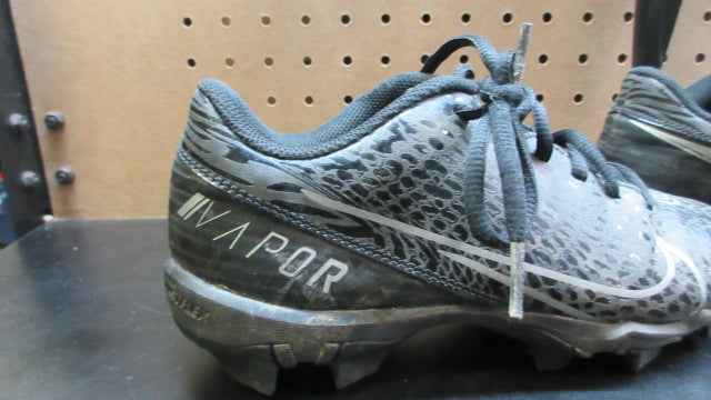 Load image into Gallery viewer, Used Nike Vapor Edge Shark Football Cleats - Size Youth 5.5
