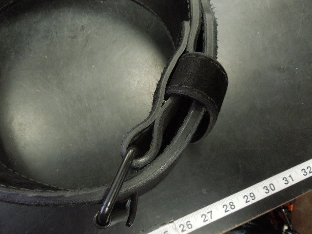 Load image into Gallery viewer, Used Pioneer Suede on Suede 4mm Ratcheting Weight Lifting Belt

