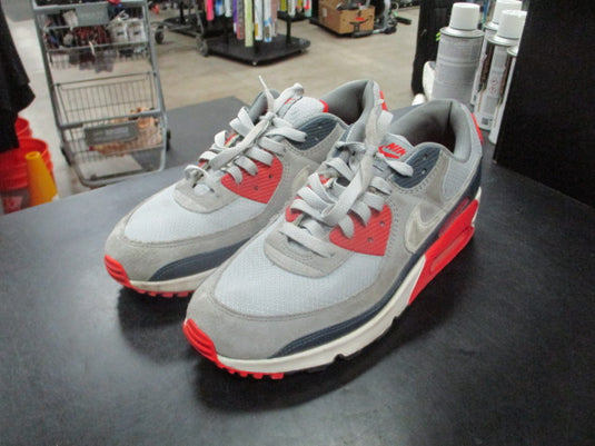 Used Nike Air Max 90s Size 10