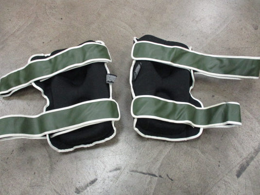 Used Ring To Cage Thigh Pad Set