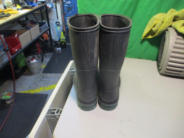 Load image into Gallery viewer, Used Black/Green Size 8 Rain Boots
