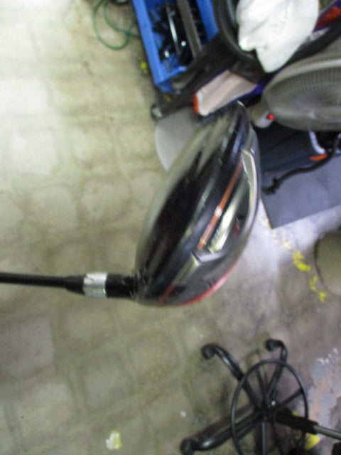Load image into Gallery viewer, Used Nike VR Tour 9.5 Deg Driver - Needs New Grip

