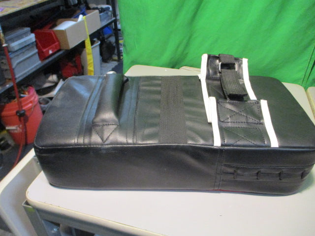 Load image into Gallery viewer, Used Boxing Strike Pad Taekwondo Kick Boxing Pad Foot Target
