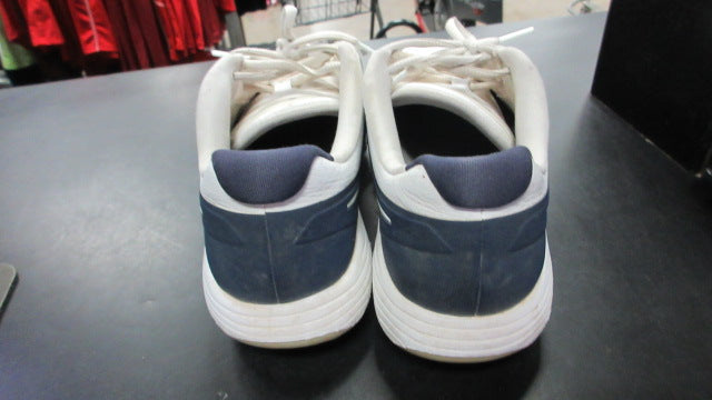 Load image into Gallery viewer, Used Nike Lunarlon Size 7.5 Golf Shoes
