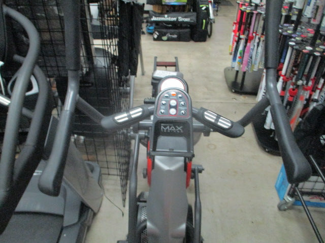 Load image into Gallery viewer, Used Cybex Arc trainer 525AT
