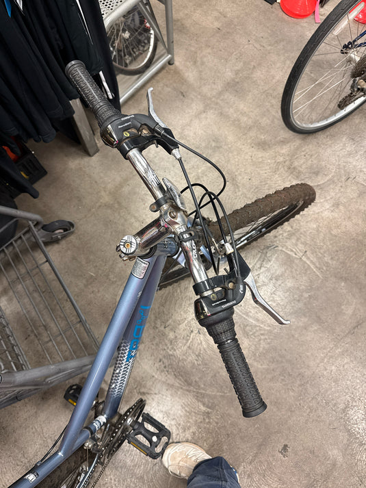 Used Trayl Passage 1.0 Mountain Bike Size Medium
