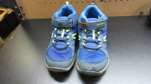 Load image into Gallery viewer, Used Merrell Outback Hiking Shoes - Size 7
