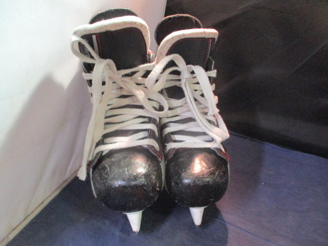 Load image into Gallery viewer, Used Bauer X30 Jr. Hockey Skates Size 12Y
