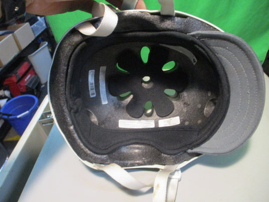 Used Bell Youth Medium Bicycle Helmet