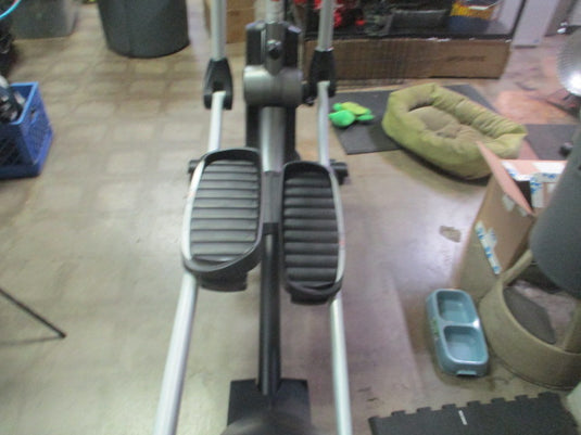 Used Norictrack SE7.1 Spacesaver ELLIPTICAL