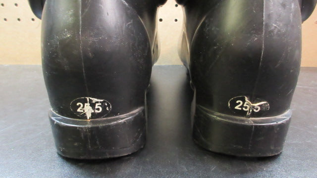 Load image into Gallery viewer, Used Atomic B 3 Ski Boots - Size 8.5
