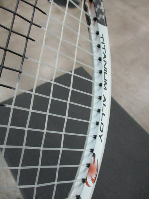 Load image into Gallery viewer, Used Prince Force 3 Stabilizer 27&quot; Tennis Racquet
