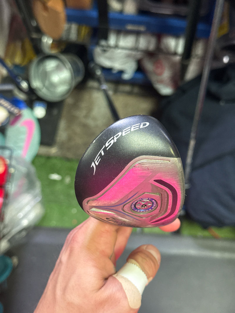 Load image into Gallery viewer, Used TaylorMade Jetspeed Right Hand 19º 3 Hybrid
