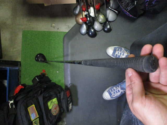 Load image into Gallery viewer, Used Silver Hawk  16º Right Hand 3 Wood
