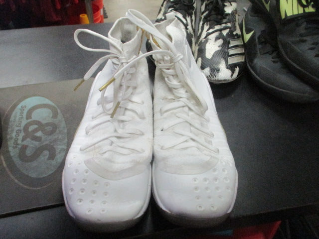Load image into Gallery viewer, Used Seth Curry Size 6.5 basketball Shoes
