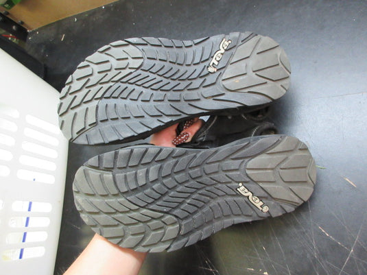 Used Teva Minam Hiking Sandal - Size 8