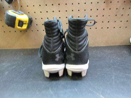 Used Under Armour Men's Highlight 2 RM Football Cleats - Size Youth 1