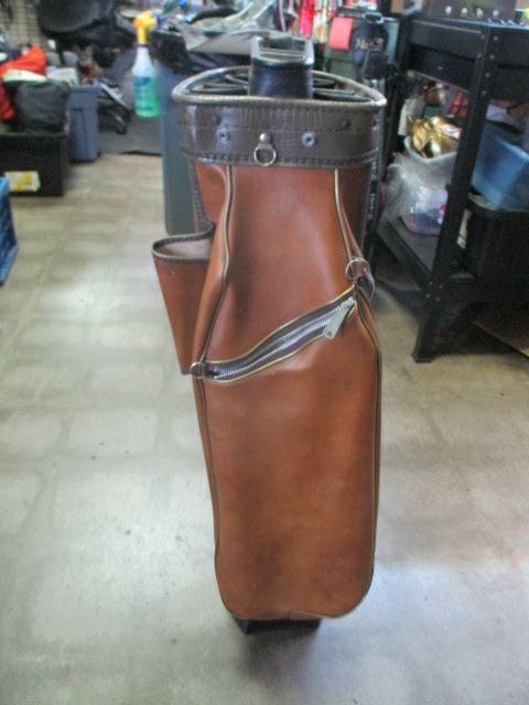 Load image into Gallery viewer, Used Vintage Atlantic Leather Golf Cart Bag - broken zippers
