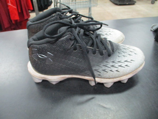 Used Under Armour Size 4.5 Football Cleats