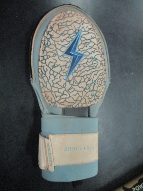 Load image into Gallery viewer, Used Bruce Bolt Adult Sliding Mitt
