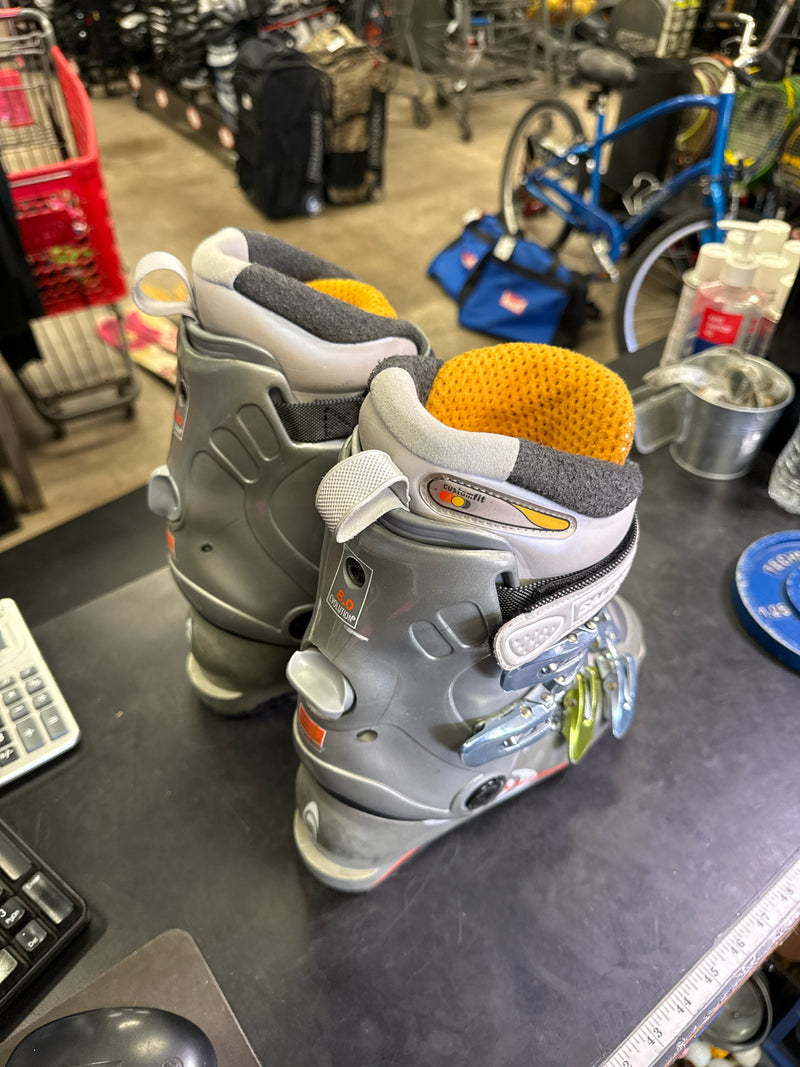 Load image into Gallery viewer, Heavy Use Salomon Evolution 8.0 Anatomicd SensiFit Size 304mm
