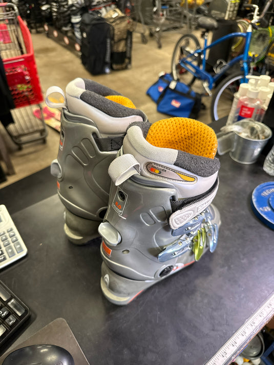 Heavy Use Salomon Evolution 8.0 Anatomicd SensiFit Size 304mm