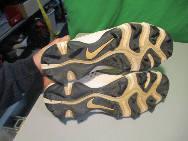 Load image into Gallery viewer, Used Nike Vapor Fastflex Size Youth 6 Cleats
