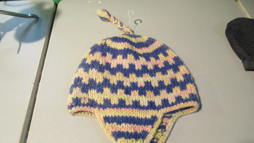 Usewd Winter Knit Hat