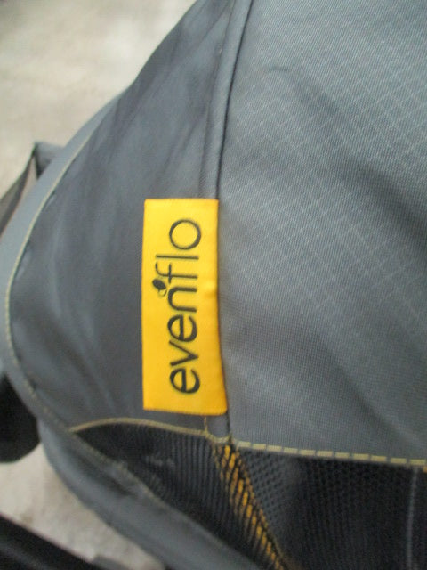 Load image into Gallery viewer, Used Evenflo Pivot Xplore All-Terrain Stroller Wagon
