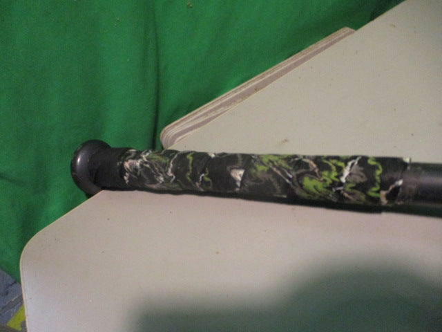Load image into Gallery viewer, Used Easton Quantum (-11) 28&quot; USA Baseball Bat
