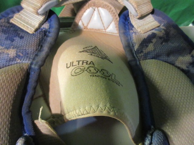 Load image into Gallery viewer, Used All-Star CP912S7 Ages 9-12 Catchers Chest Protector
