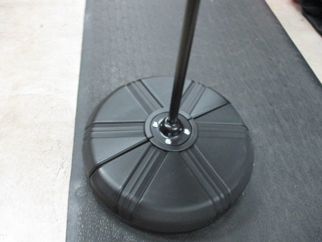 Load image into Gallery viewer, Used Everlast Core Free Standing Heavy Bag
