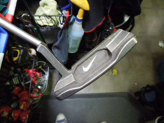 Used Nike Unitized Leo Right Hand Putter