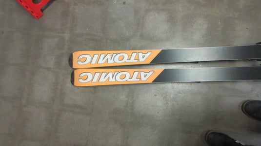 Used Atomic Beta Ride 160cm Downhill skis With Bindings