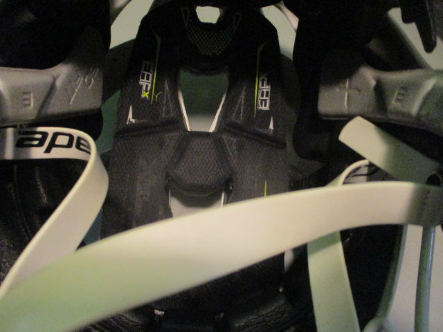 Load image into Gallery viewer, Used Cascade XRS Pro White Adjustable Lacrosse Helmet

